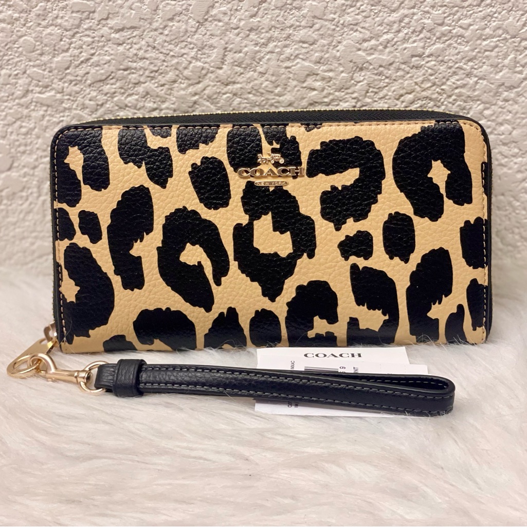 Nwt Coach Long Zip Around Wallet With Leopard Print Gold/Leopard Multi Cbt24